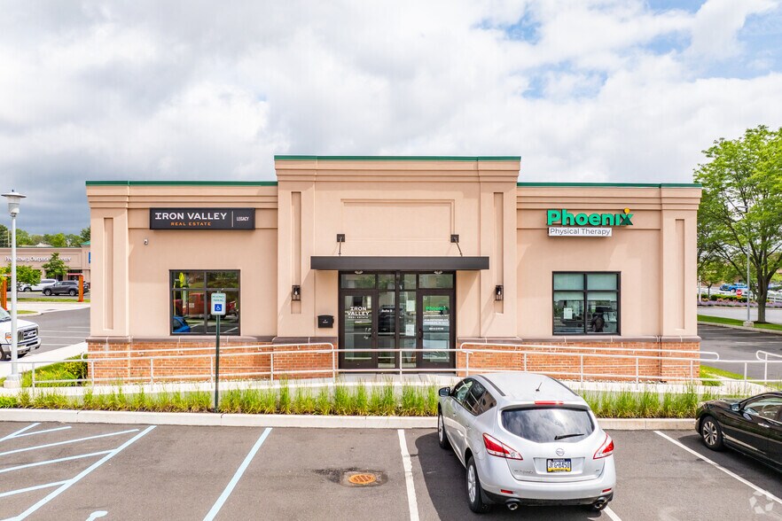 More Photos Of 482 Pottstown Ave, Pennsburg General Retail For Lease