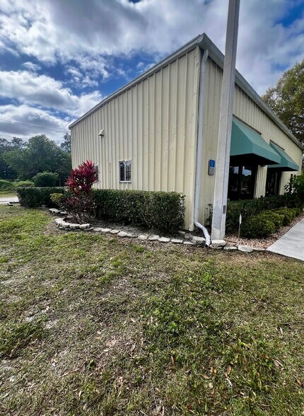 More Photos Of 2140 NW Reserve Park Trce, Port Saint Lucie Office For Sale