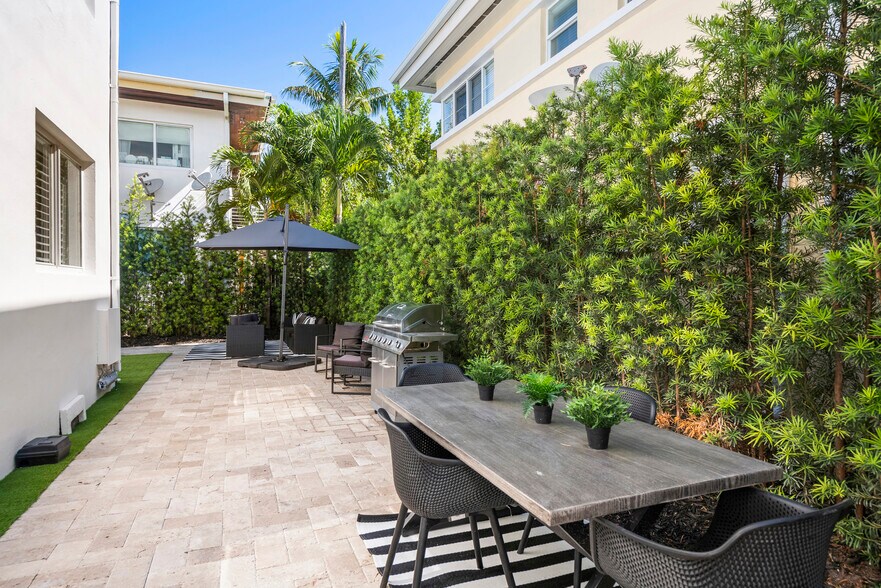 More Photos Of 3909 Garden Ave, Miami Apartments For Sale