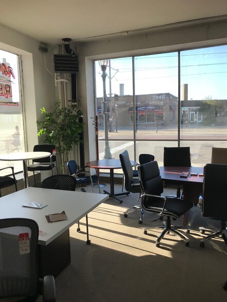 More Photos Of 2441 W University Ave, Saint Paul Loft Creative Space For Lease