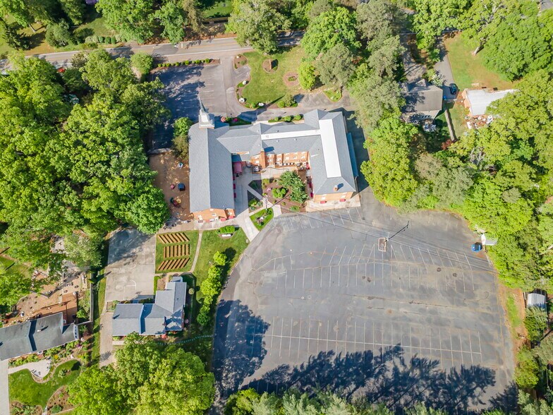 More Photos Of 7740 Cherokee Rd, Richmond Religious Facility For Sale