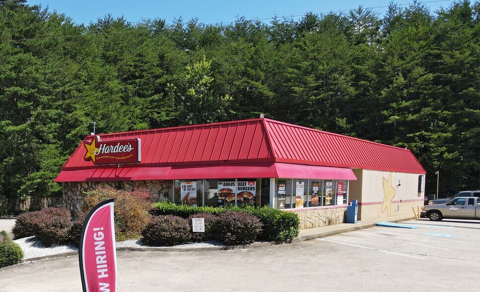 Primary Photo Of 244 N Main St, Hiawassee Fast Food For Lease