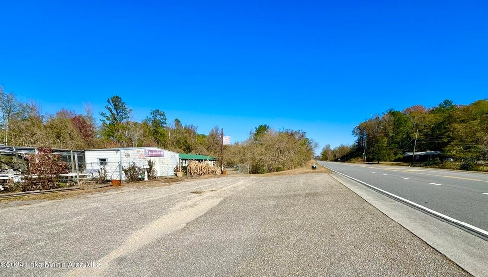 More Photos Of 1217 Tallapoosa St, Alexander City Specialty For Sale