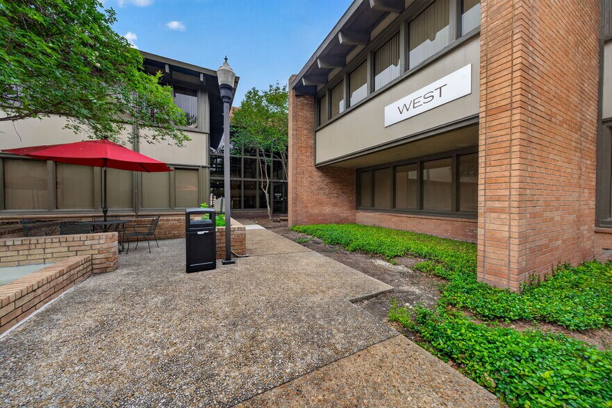 More Photos Of 6800 Park Ten Blvd, San Antonio Unknown For Lease
