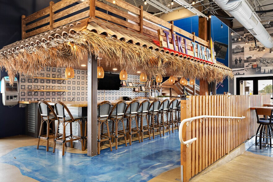 More Photos Of 12849 Ocean Gtwy, Ocean City Restaurant For Sale