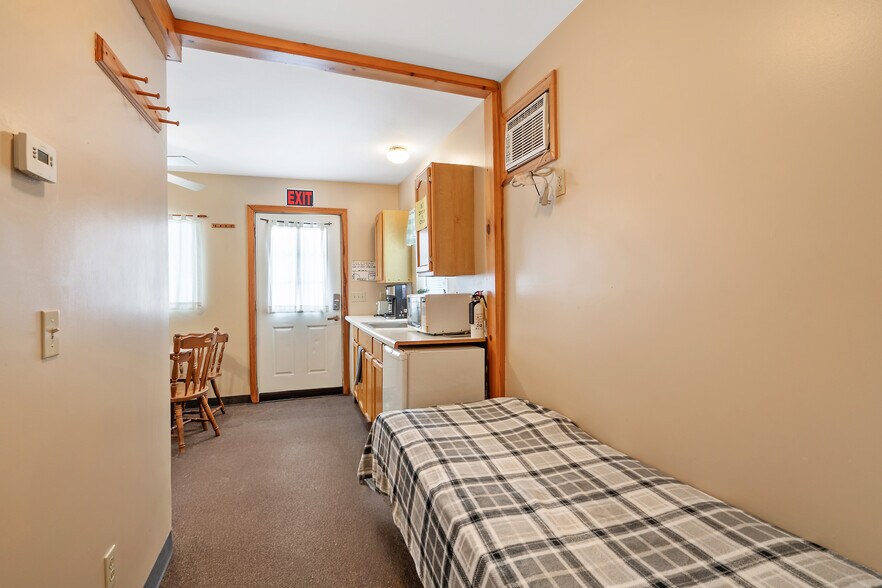 More Photos Of 596 Main St, Sterling Storefront Retail Office For Sale