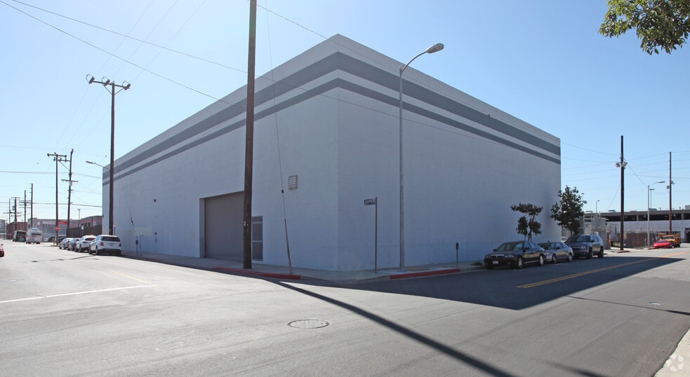 More Photos Of 612 Jackson St, Los Angeles Warehouse For Lease