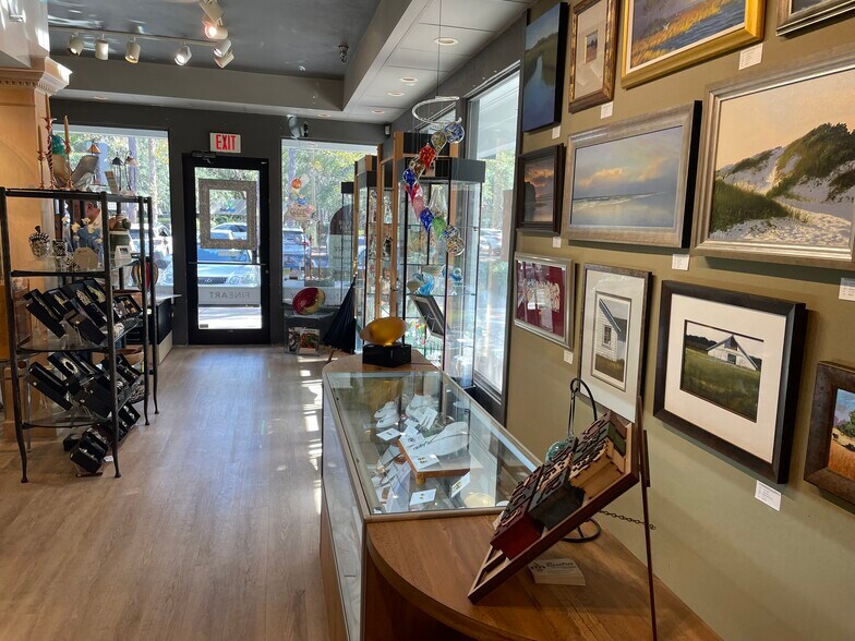 More Photos Of 2441 NW 43rd St, Gainesville Storefront For Sale