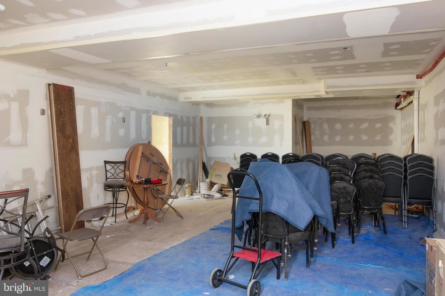 More Photos Of 619-623 E Landis Ave, Vineland Restaurant For Sale