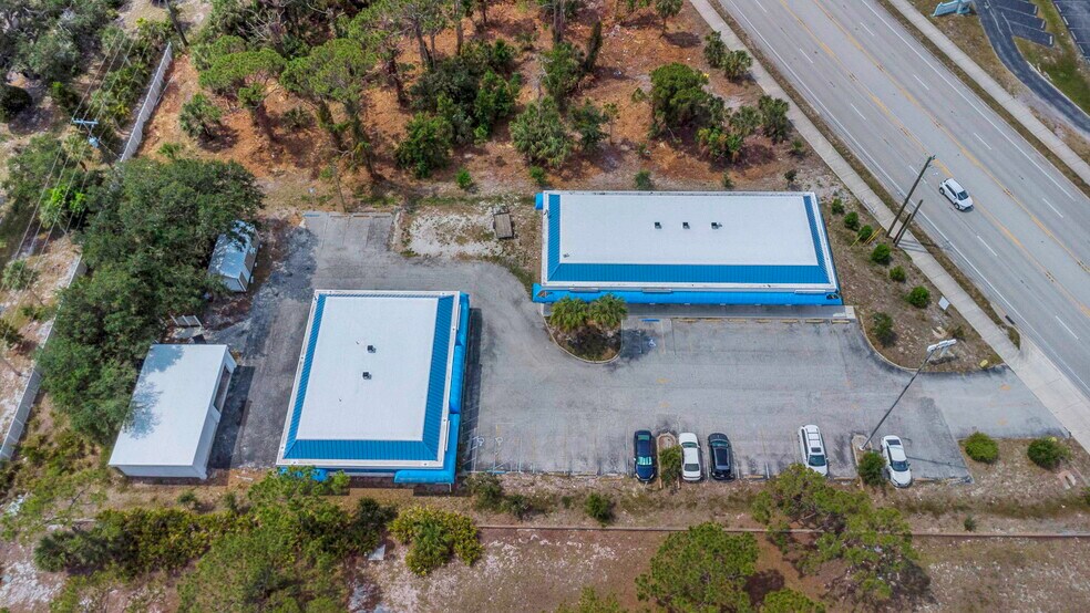 More Photos Of 655 N Indiana Ave, Englewood Medical For Sale