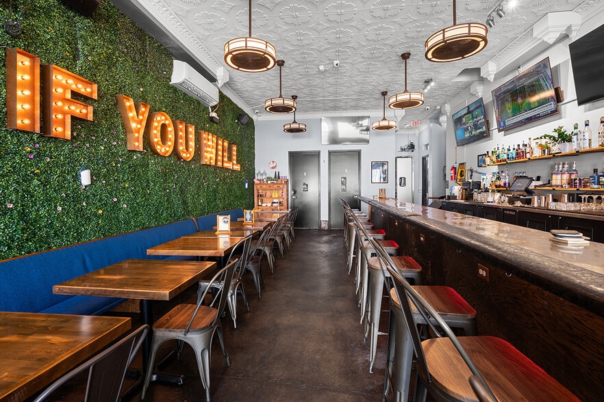 More Photos Of 4727 University Ave, San Diego Restaurant For Sale