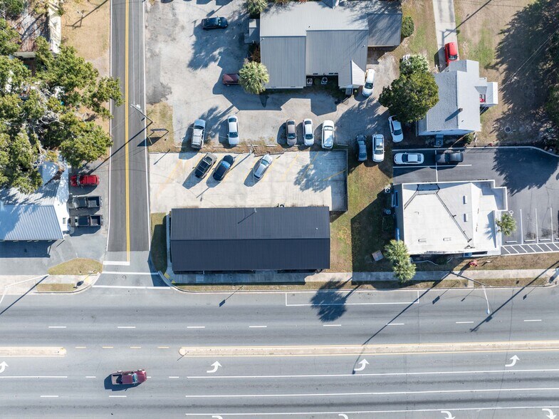 More Photos Of 439 SW Main Blvd, Lake City Office For Lease