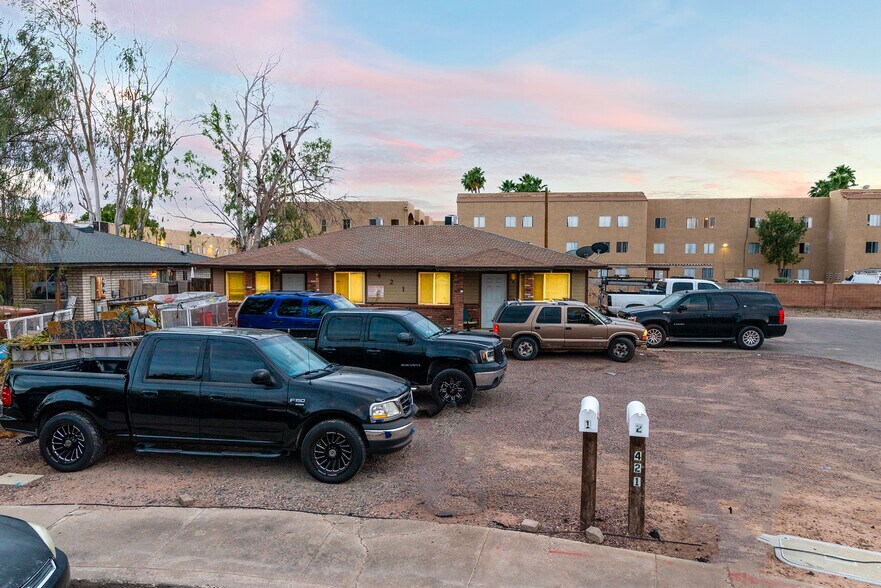 More Photos Of 421 E 6th Dr, Mesa Apartments For Sale