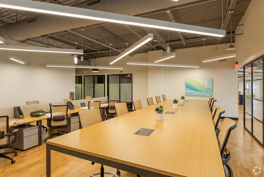 More Photos Of 600 Park Offices Dr, Durham Coworking Space