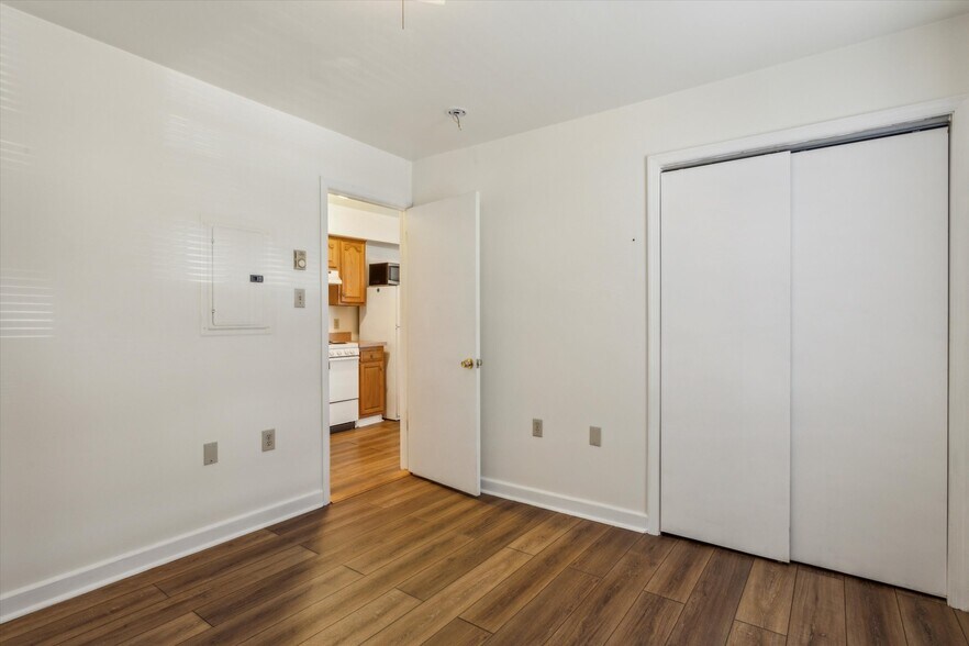 More Photos Of 2855 E Thompson St, Philadelphia Apartments For Sale