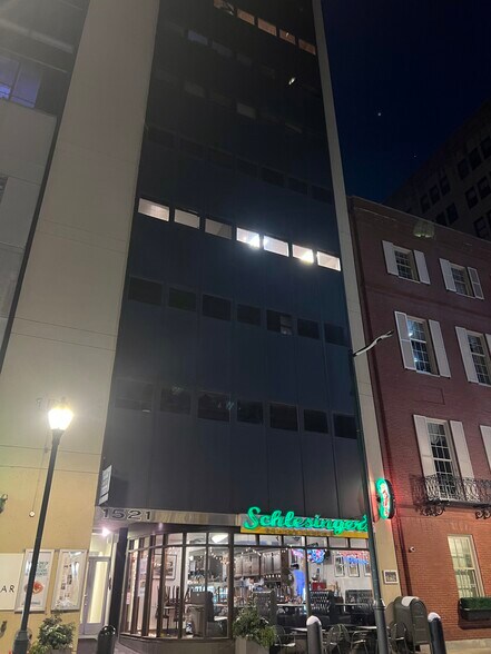 More Photos Of 1521-1523 Locust St, Philadelphia Office For Lease