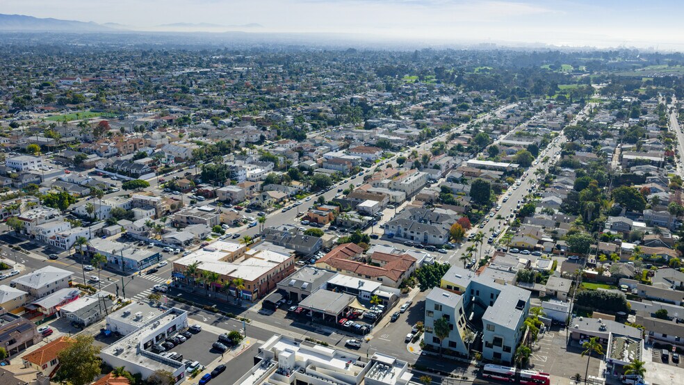 More Photos Of 2505 University Ave, San Diego Auto Repair For Sale