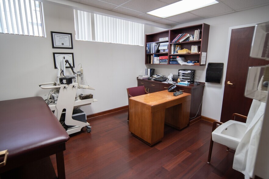 More Photos Of 235 North St, Buffalo Medical For Sale