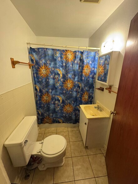 More Photos Of 304 Clearview Pky, Metairie Medical For Sale