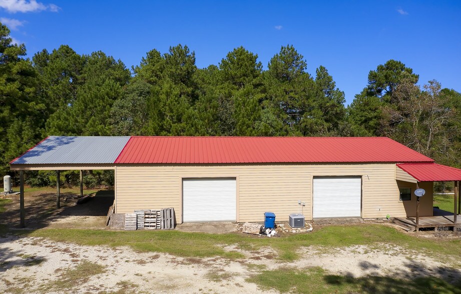 More Photos Of 16259 FM 149, Montgomery Light Manufacturing For Sale