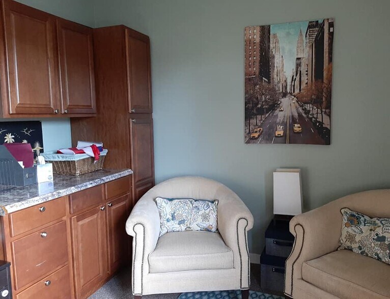 More Photos Of 15 Third St, New City Office For Sale