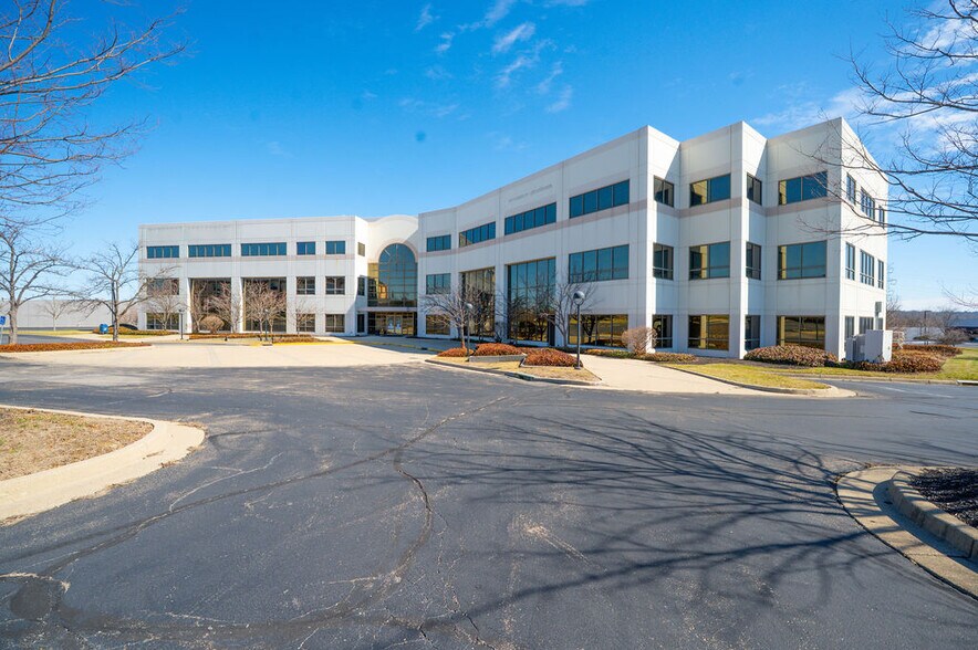 More Photos Of 3 Crowne Point Ct, Sharonville Office For Sale