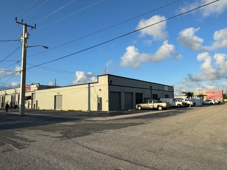More Photos Of 18-24 NW 2nd St, Hallandale Beach Warehouse For Sale
