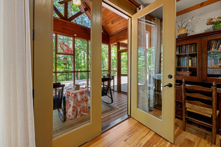 More Photos Of 1638 Old Minor Rd, Culloden Specialty For Sale