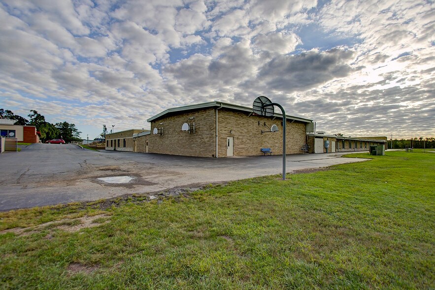 More Photos Of 305 Milwaukee St, Johnson Creek Schools For Sale