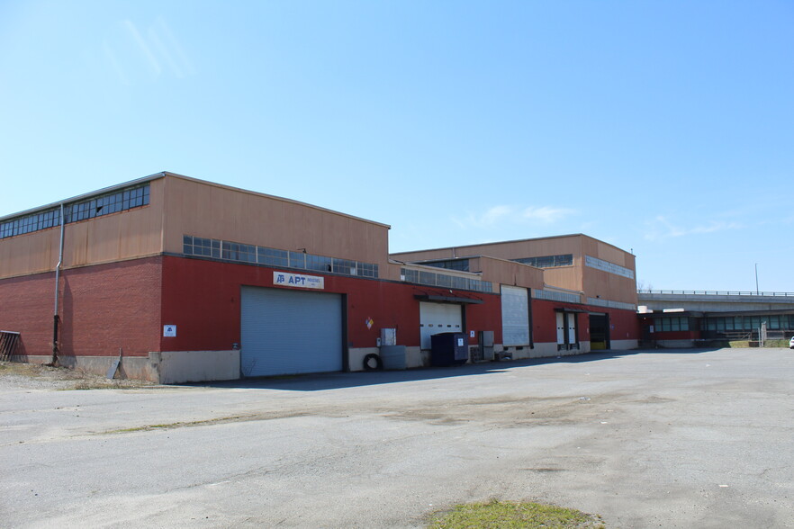 Primary Photo Of 4212 Raleigh St, Charlotte Industrial For Lease