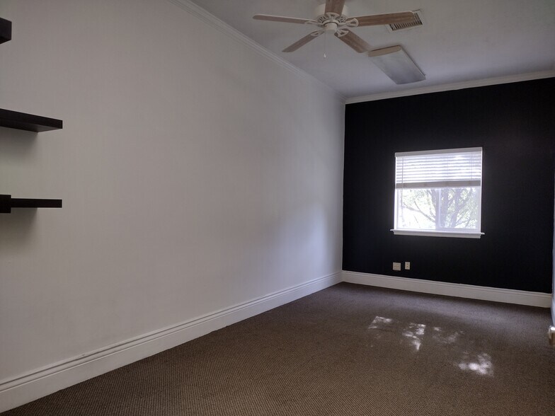 More Photos Of 503 W 2600 S, Bountiful Office For Lease