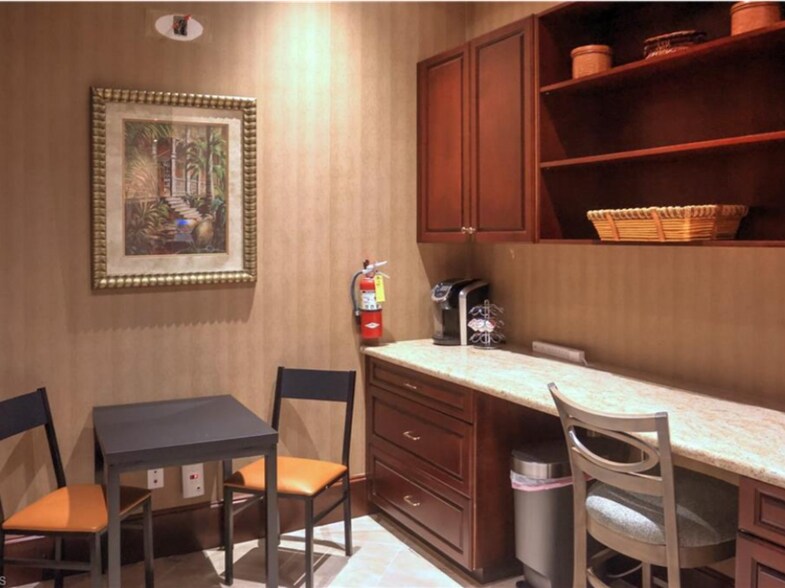 More Photos Of 25110 Bernwood Dr, Bonita Springs Office For Lease