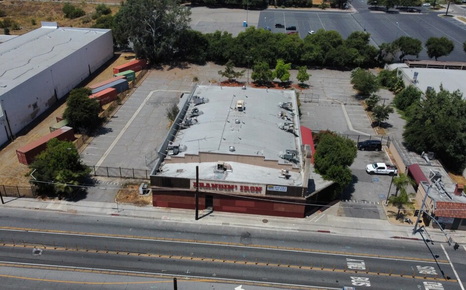 More Photos Of 304 S E St, San Bernardino Restaurant For Sale
