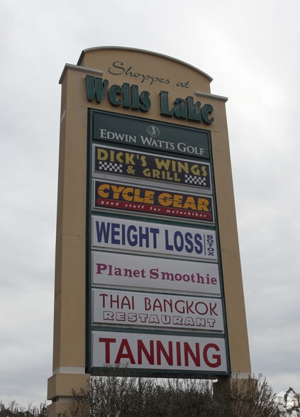 More Photos Of 1540 Wells Rd, Orange Park Unknown For Lease