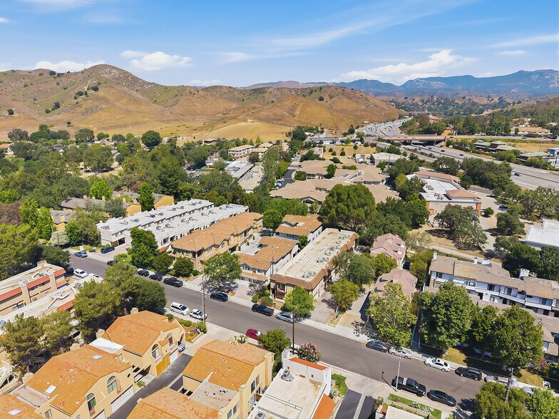 More Photos Of 5302-5304 Colodny Dr, Agoura Hills Apartments For Sale