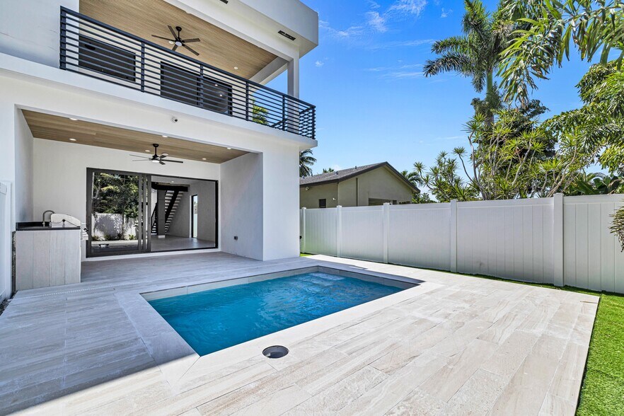 More Photos Of 1233 NE 12th Ave, Fort Lauderdale Apartments For Sale