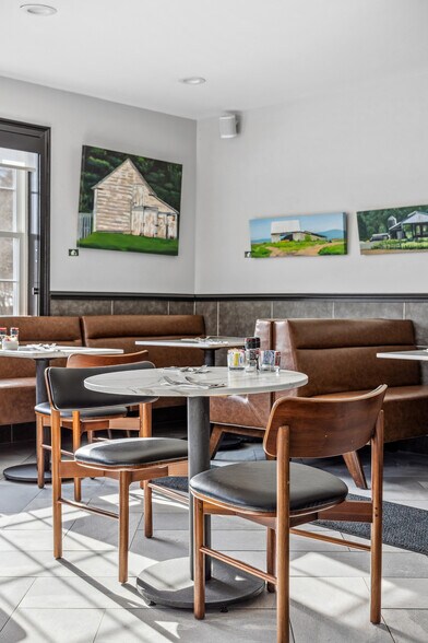 More Photos Of 4697 4697 St, Manchester Center Restaurant For Sale