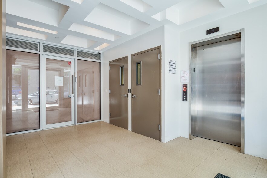 More Photos Of 9717 64th Rd, Rego Park Medical For Lease