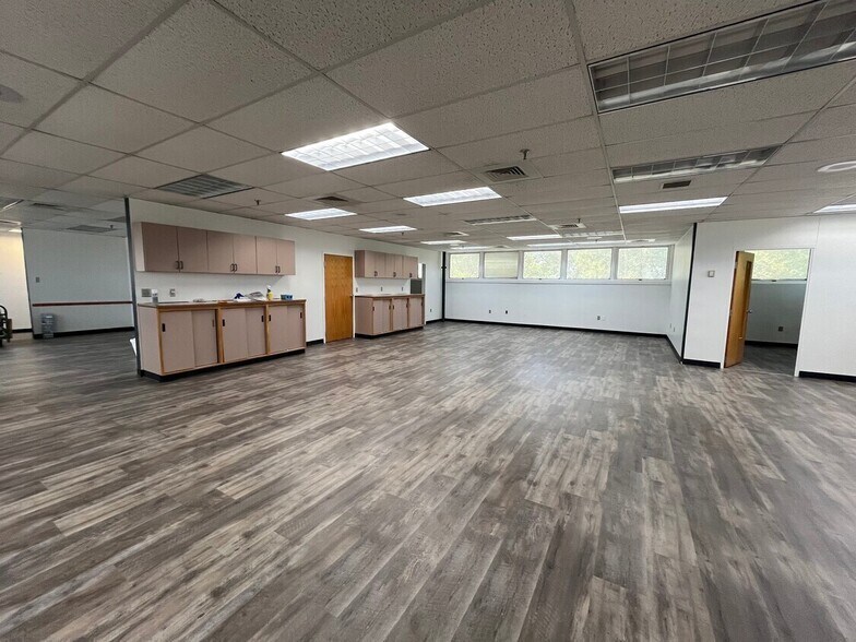 More Photos Of 446-450 Union Blvd, Allentown Medical For Lease