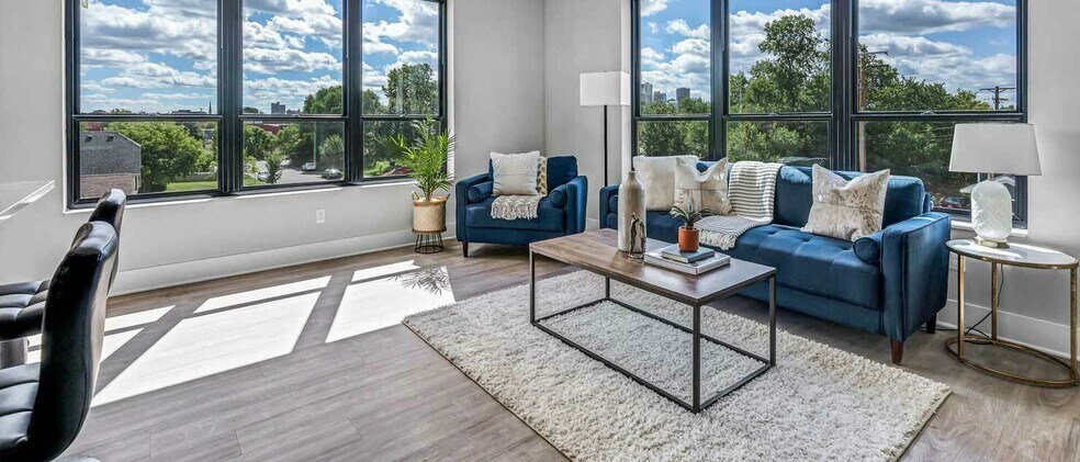 More Photos Of 907 Winter St NE, Minneapolis Apartments For Sale