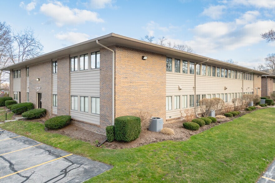 More Photos Of 3425 Executive Pky, Toledo Medical For Lease