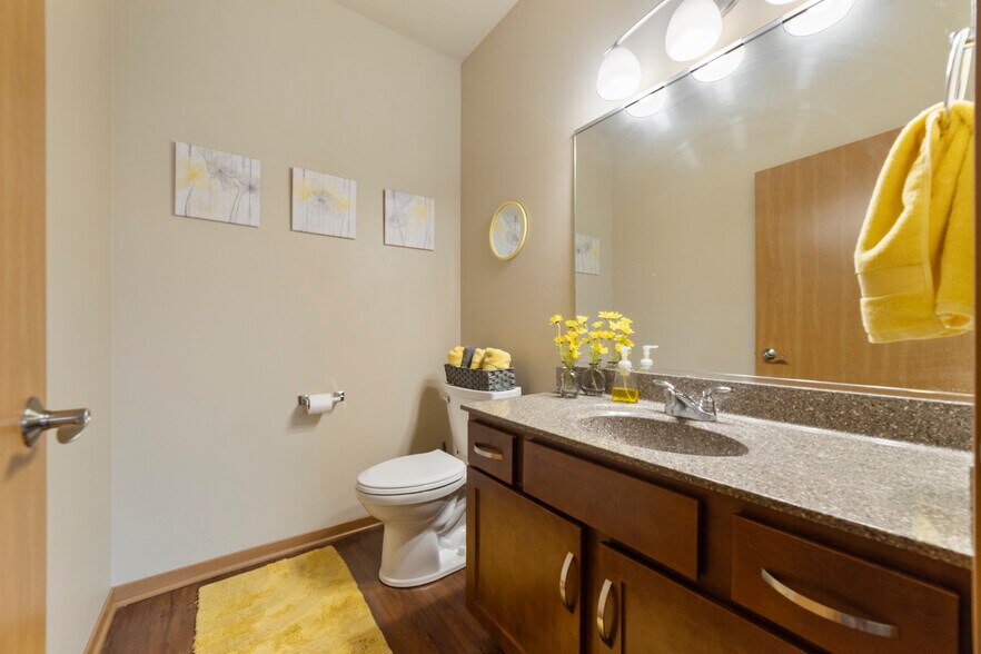 More Photos Of 4868 Innovation Dr, Deforest Apartments For Sale