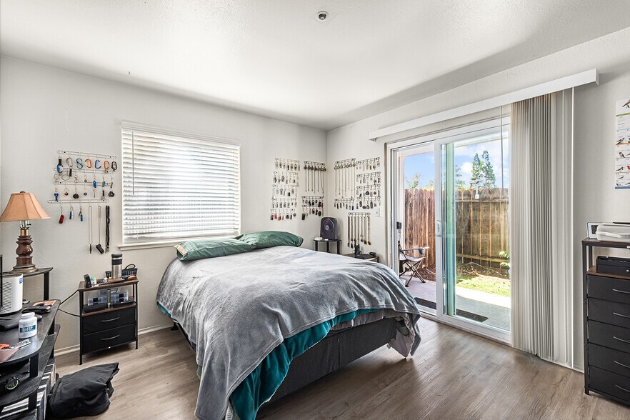 More Photos Of 270 Brown St, Napa Apartments For Sale