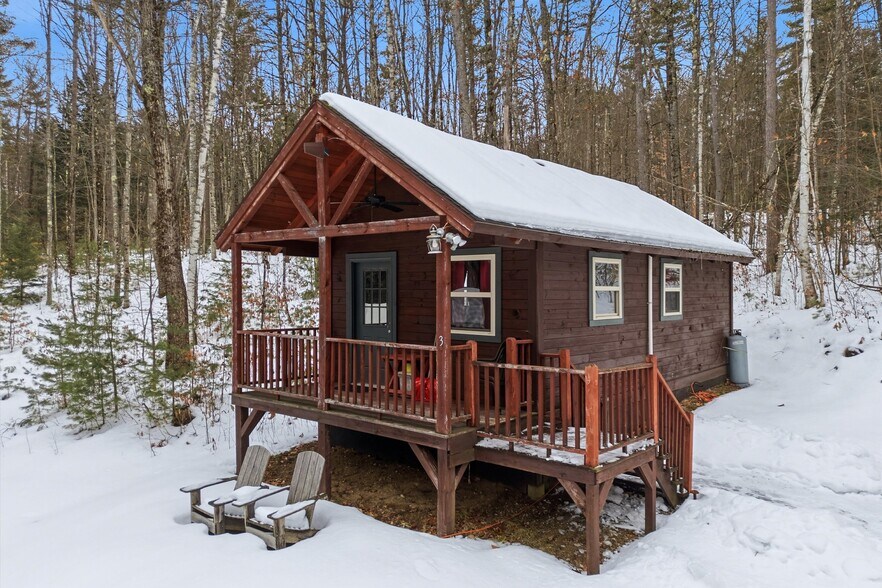 More Photos Of 581 US Route 9, Schroon Lake Restaurant For Sale