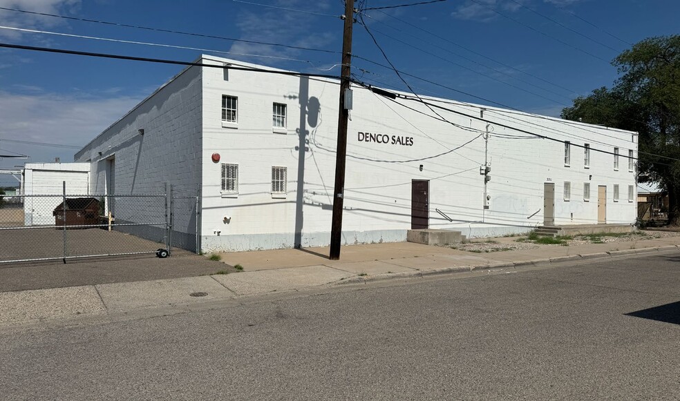 More Photos Of 2211 Commercial St NE, Albuquerque Warehouse For Sale