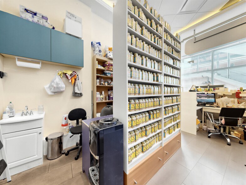 More Photos Of 4000 No. 3 Rd, Richmond Office For Sale