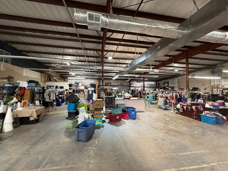 More Photos Of 200 Plum St, Royse City Warehouse For Sale