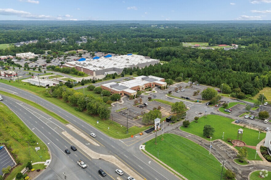 More Photos Of 103 Stanly Pky, Locust Medical For Lease