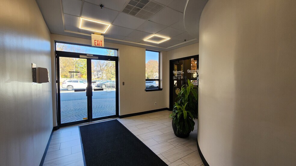 More Photos Of 66 W Mount Pleasant Ave, Livingston Office For Lease
