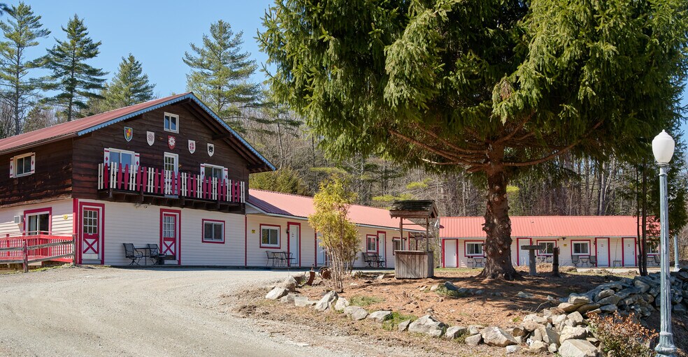 More Photos Of 3806 Vt Route 11, Londonderry Hotel For Sale